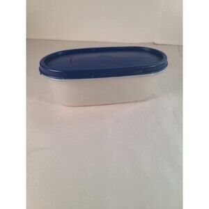 Vintage 2 Cup Tupperware Modular Mate  1611-23  with Blue Lid 1616-23